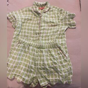 Brooks Ave Green and White Patterned Pajama Set size M